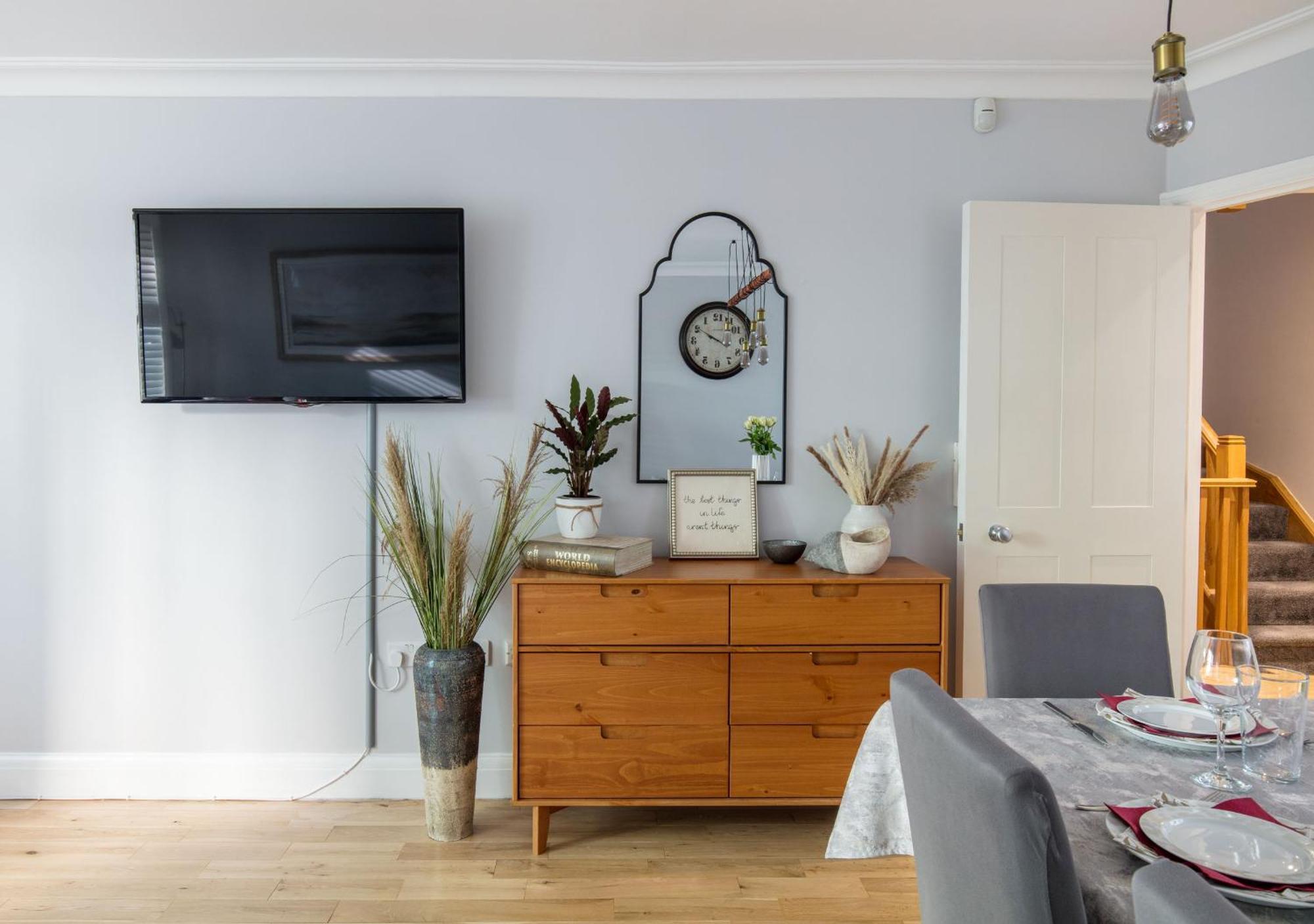 Spacious Quiet 4Bedrooms 6Beds House With Private Garage 5Min Walk To Paddington Station London Eksteriør billede